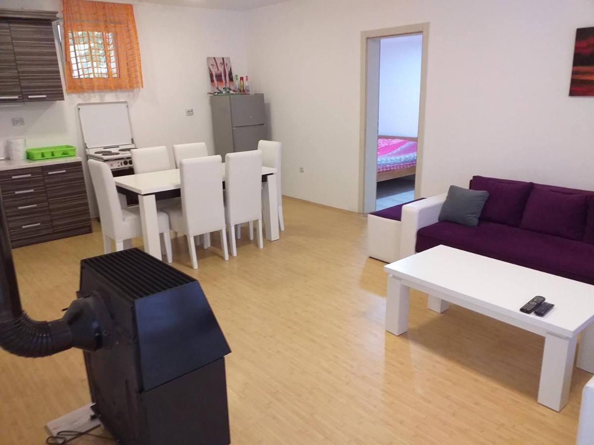 Apartmani Grza Paraćin Exteriér fotografie