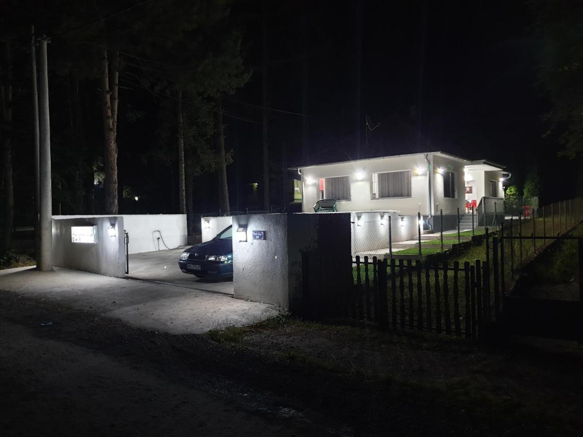 Apartmani Grza Paraćin Exteriér fotografie